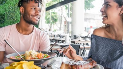 12 alimentos para garantir uma boa digestão após o almoço