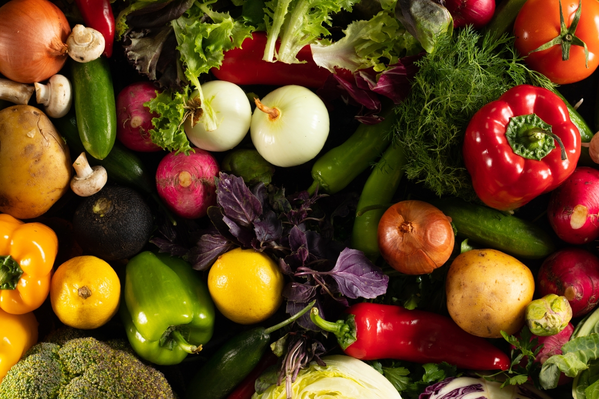 Capa do texto sobre os alimentos orgânicos, que são nutritivos e saudáveis.