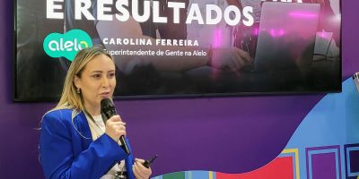 Carolina Ferreira, Superintendente de Gente da Alelo, falou sobre a conexão de pessoas, cultura e resultados.