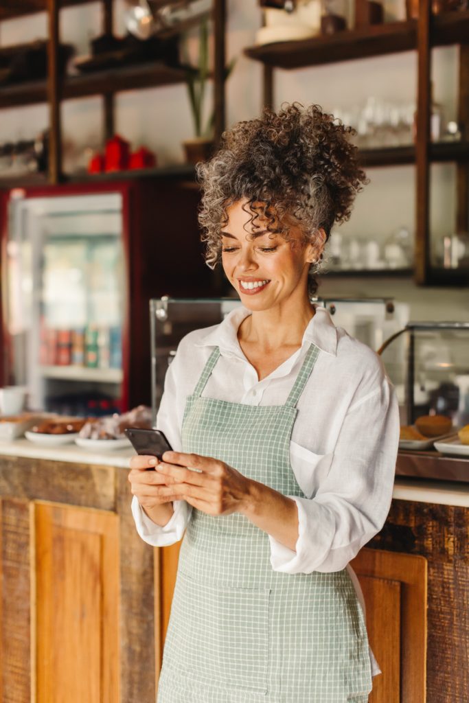 WhatsApp, Instagram ou Facebook: em qual plataforma se comunicar com o cliente?