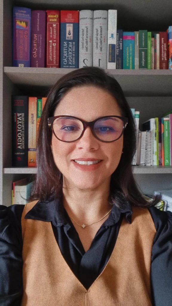 Carolina Böettge Rosa, nutricionista e docente do Centro Universitário Cesuca