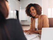 Por que mulheres são mais exigentes ao se candidatar