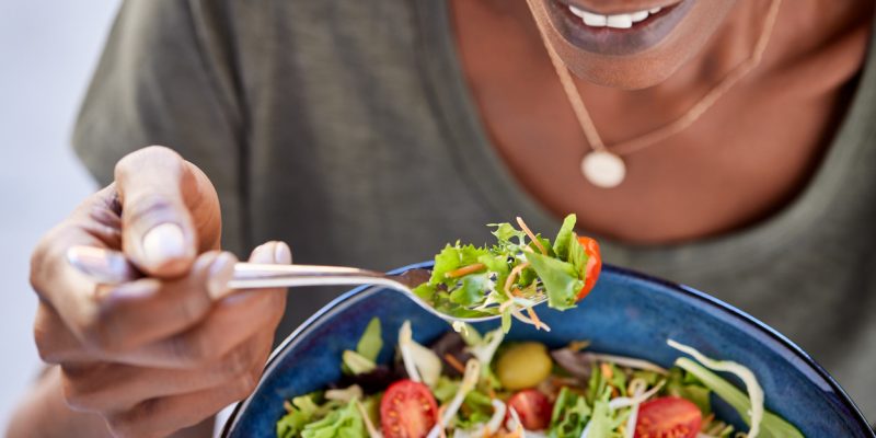 Fuja das dietas da moda