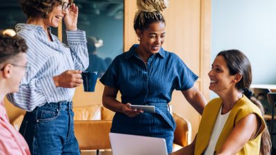 Como incentivar sua equipe a superar as expectativas dos clientes?