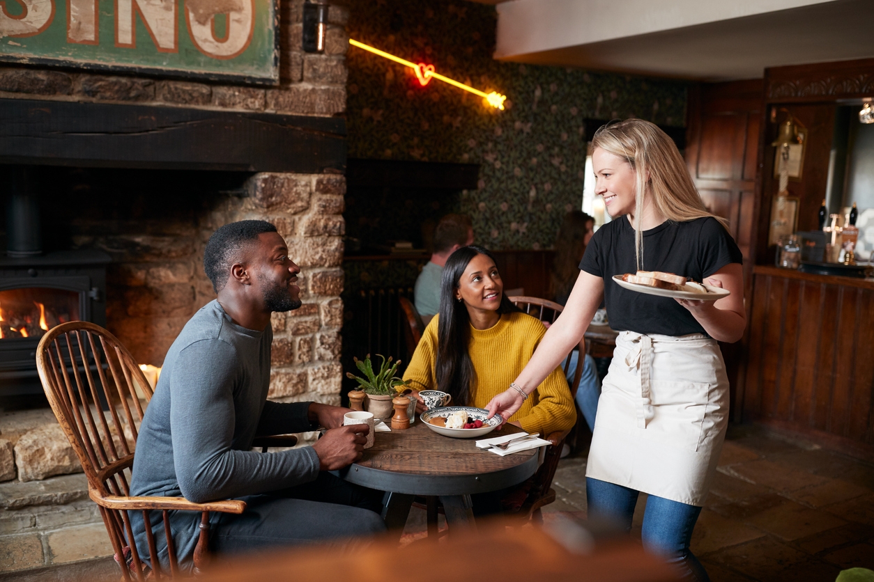 Como escolher o sistema de atendimento do seu restaurante?